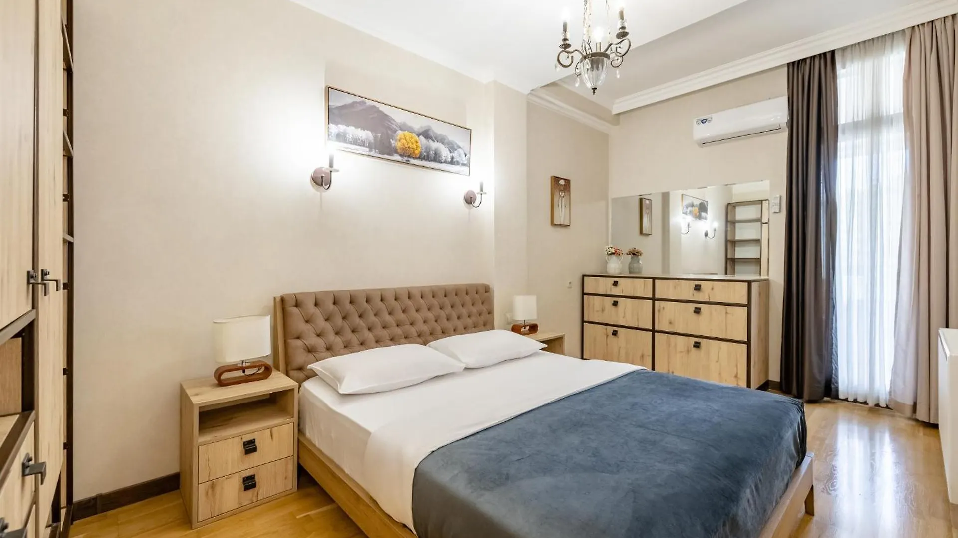Serviced Apartment Rustaveli I Tbilisi