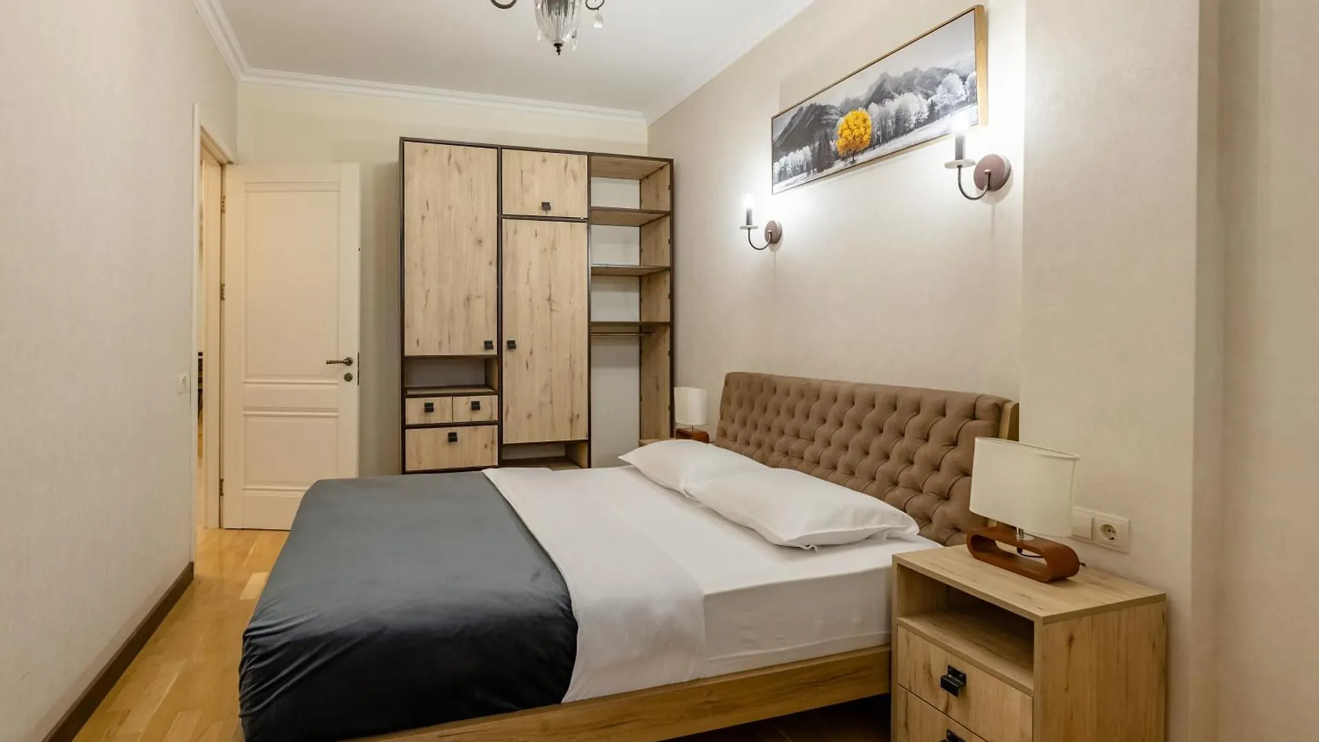 Serviced Apartment Rustaveli I Tbilisi Georgien